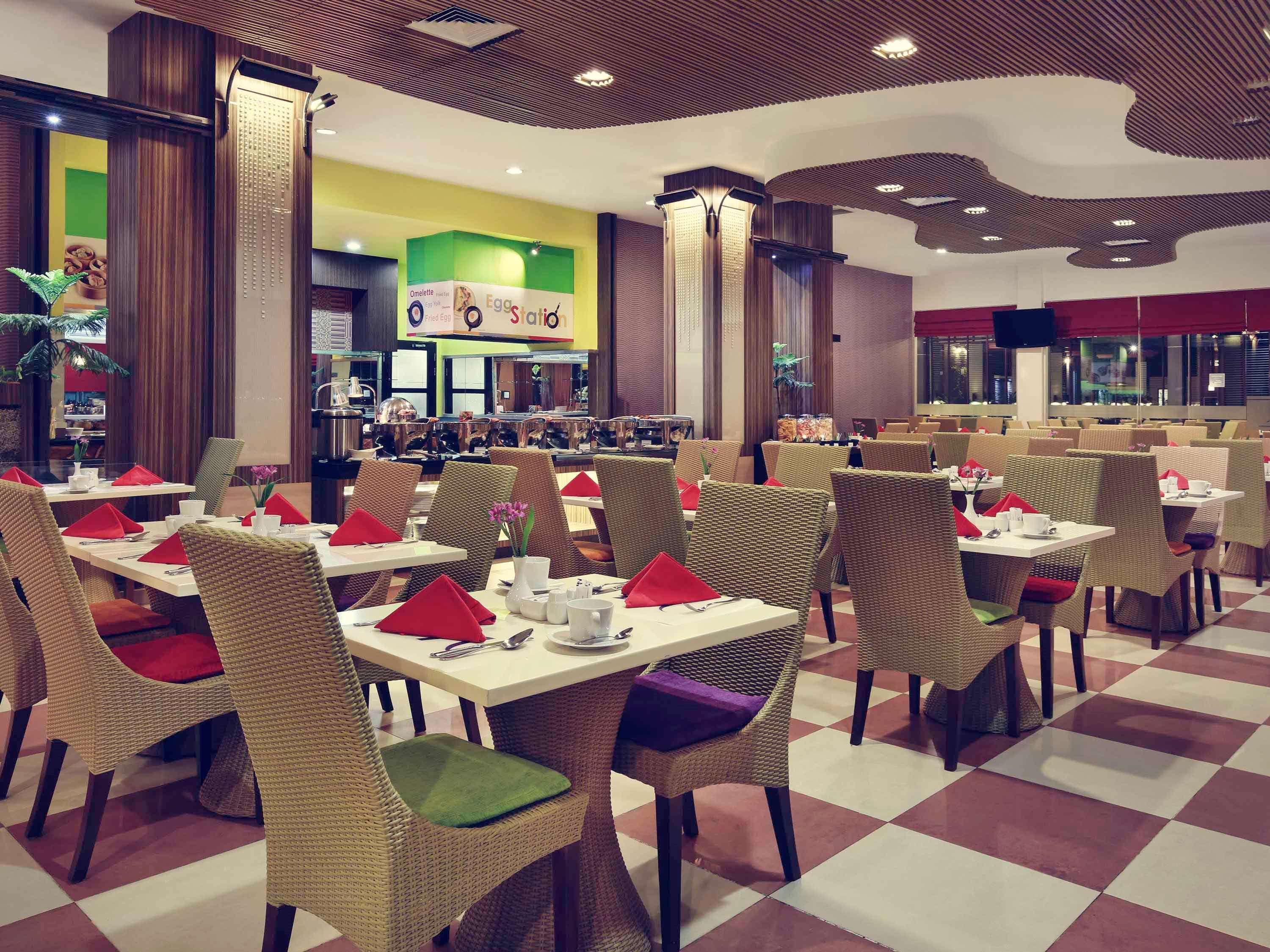 Mercure Pontianak City Center Exterior photo